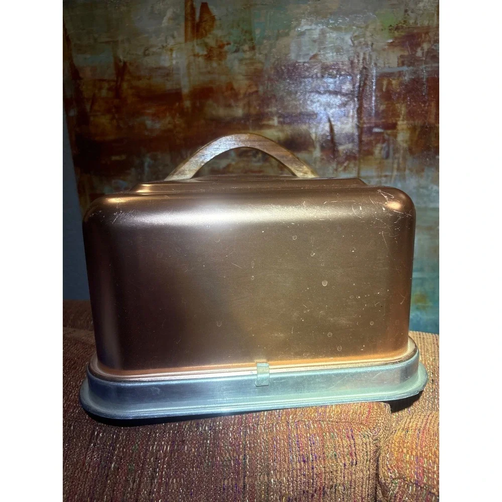 Vintage Mirro Copper Tone Aluminum Square Cake Carrier Wood Handle 2008 CM USA